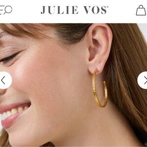 Julie Vos Crescent Hoop Medium